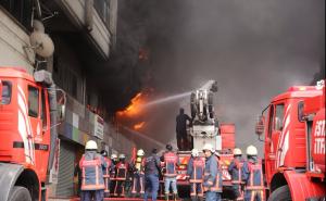 Požar u fabrici obuće: Vatrogasci evakuirali zarobljene radnike